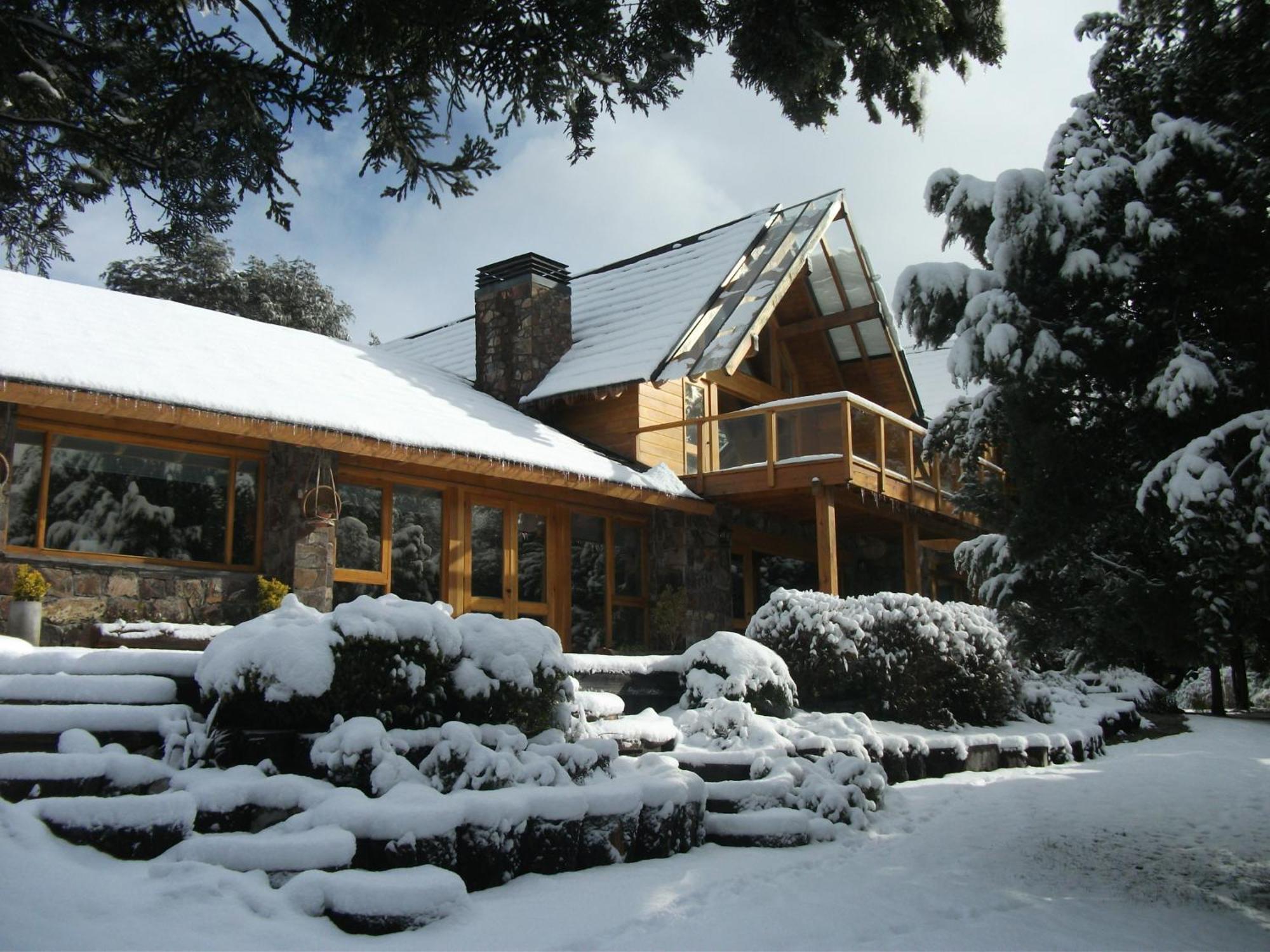 Antuquelen Hotel Villa La Angostura Exterior photo